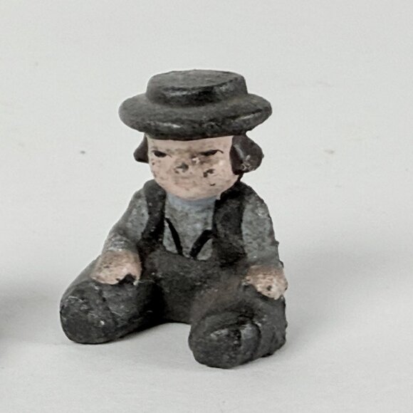 Vintage Cast Iron Amish Figurines Collectible Set of 2 Miniature Boy & Girl Rust - Picture 3 of 7